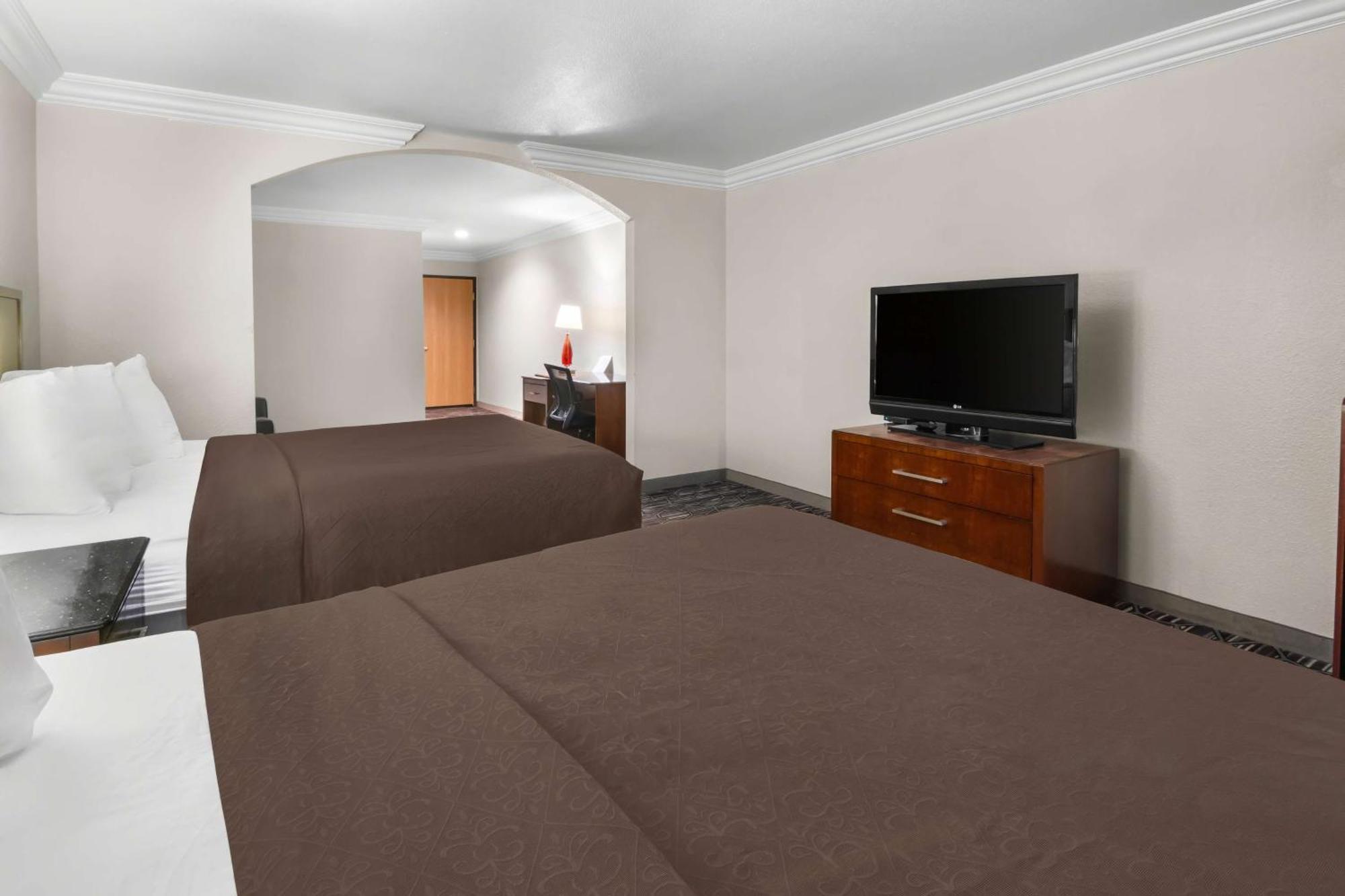 Surestay Plus By Best Western Fort Worth Benbrook Exteriér fotografie