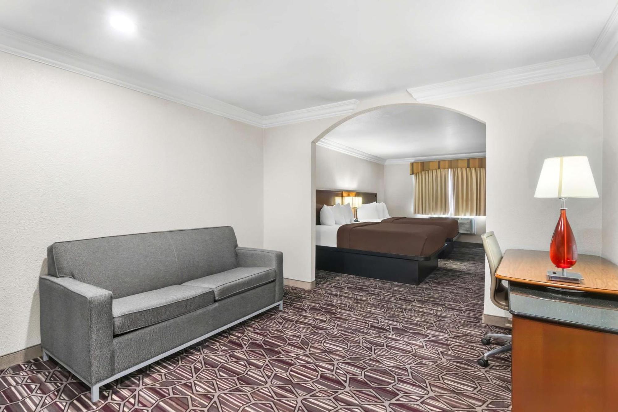 Surestay Plus By Best Western Fort Worth Benbrook Exteriér fotografie